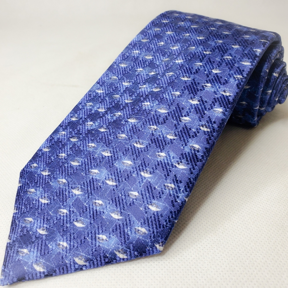 Robert Talbott Tie Blue Geometric Art New